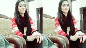 ExclusiveHot Video Call: Pakistani Girl Shows Off Her Boobs and Pussy