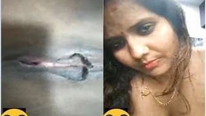 Amateur Desi Bhabhi Shows Off Her Pussy to Lover on Video Call