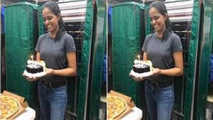 Exclusive Super Hot Video Call: Lankan Girl Shows Off Her Busty Pussy