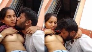 Kannada lovers enjoy outdoor sex on camera