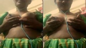 Exclusive Desi Bhabhi Video Call: A Sensual and Erotic Experience