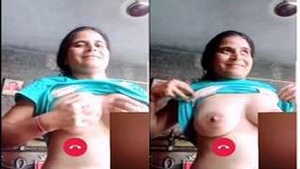 Exclusive Video Call with a Horny Desi Bhabhi Showing Her Boobs and Pussy