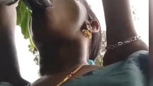 Telugu menina giving boquete