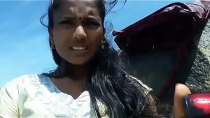 Indian beauty gets intimate with her lover outdoors