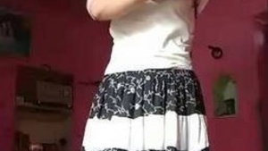 Desi bhabi oepn your dress