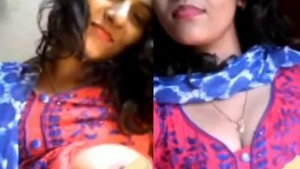 Beautiful bhabhi showing her big tits sexy