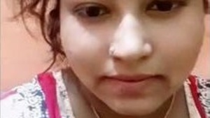 Sexy Bhabhi Showing Her Breasts Pussy