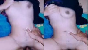 Desi girl gets her tight pussy pounded hard by her lover