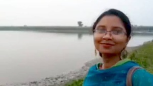 Friend sexy woman sucking and fucking puppy