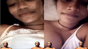 Amateur Indian Girl Teases Her Lover with Her Pussy on Video Call