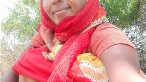 Horny Telugu Bhabhi Masturbating