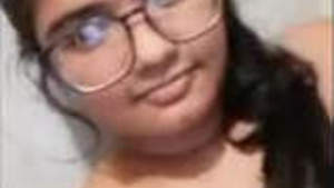 Desi Big tits office girl showing