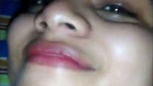 Beautiful hairy bhabhi pussy wet pussy