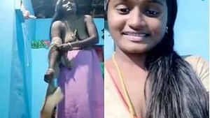 Exclusive Video of a Horny Tamil Bhabhi Showing Off Her Boobs and Pussy