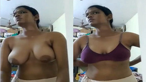 Amateur Tamil Girls Sensual Display of Her Breasts