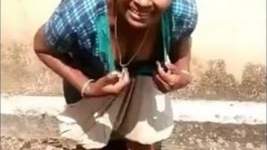 Mallu Waitress showing breasts for the owner
