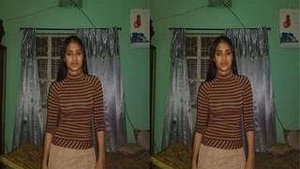 Sexy Indian Girl Takes a Bath and Gets Fingered in Exclusive Video