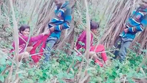 Desi Girl Randi Gets Pounded Outdoors in Hot Video