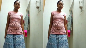 Indian Mallus Sensual Show: Part 7 of Her Amateur Porn