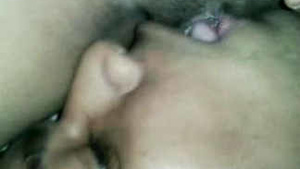 Mallu aunty flaunts her hairy pussy in a steamy video