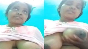 Video Call: Tamil Bhabhi Shows Her Breasts and Pussy to Lover