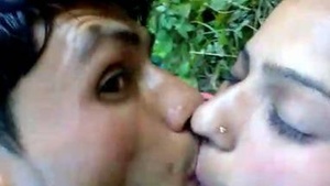 Desi lover fucking outdoors