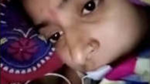 Cute indian girl her tits pussy fingered in VideoCall with chat