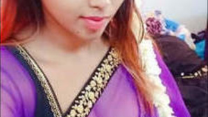 Lacked for Time: Desi Bubi Elacchias Hot Video