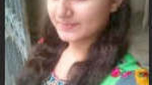 Beautiful Paki Wife Reveals Herself on Video Call