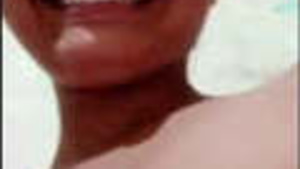 Desi lover beautiful indian girl showing on video call