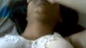 Shy Aunty from Madhya Pradesh Has Sex in Hotel Room
