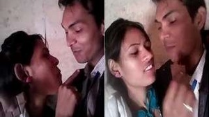 Exclusive Desi Lover Kisses and Romances in HD