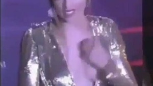 DEeeepika Pica Out Clearly