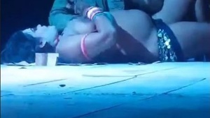 Desi Mujra Mostrar Assistir