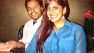 Super hot and sexy Desi wife cheats on her husband in New Clips