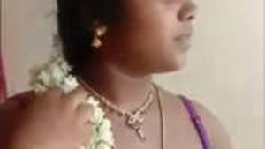 Sexy Mallu Bhabhi boob sucking and fucked by Dewar