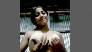 Beautiful Beautiful Horny Girl