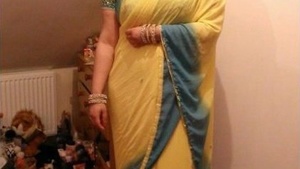 Paki girl shows breasts and pussy