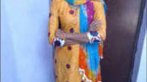 Village bhabhi fucking at home when husband going office