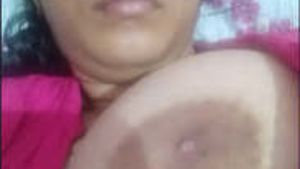 Cute Desi Babe Shows Off Her Ass and Pussy