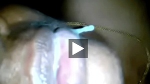 MMS sex video features a Tamil auntie swallowing cum