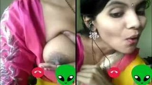 Amateur Desi Girl Shows Off Her Boobs and Pussy in Part 1