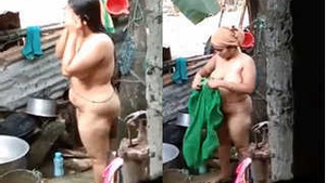 Desi Bhabhas Exclusive Bath Time Recorded in a Private Room