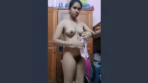 Hot Indian Girl Takes Off Her Dress and Shows off