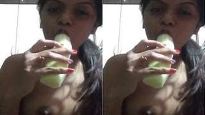 Desi girls sensual masturbation session in HD