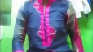 Desi petite teen open her dress