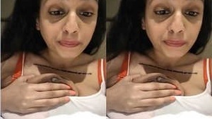 Amateur Indian Girl NRI Gives Footjob and Sucks Lovers Cock