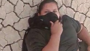 Paki mature Randi outdoors fucking, picked up