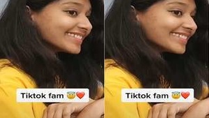 Telugu Tiktokr Masturbates to Show Off Her Naked Body in Exclusive Video