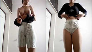 Amateur Indian Girls Boobs are Recorded for Lovers Pleasure